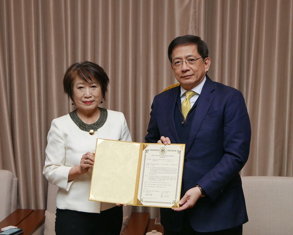 Gift Made to Build Dr. Chen Wen-Chen Incident Memorial Square at NTU-封面圖