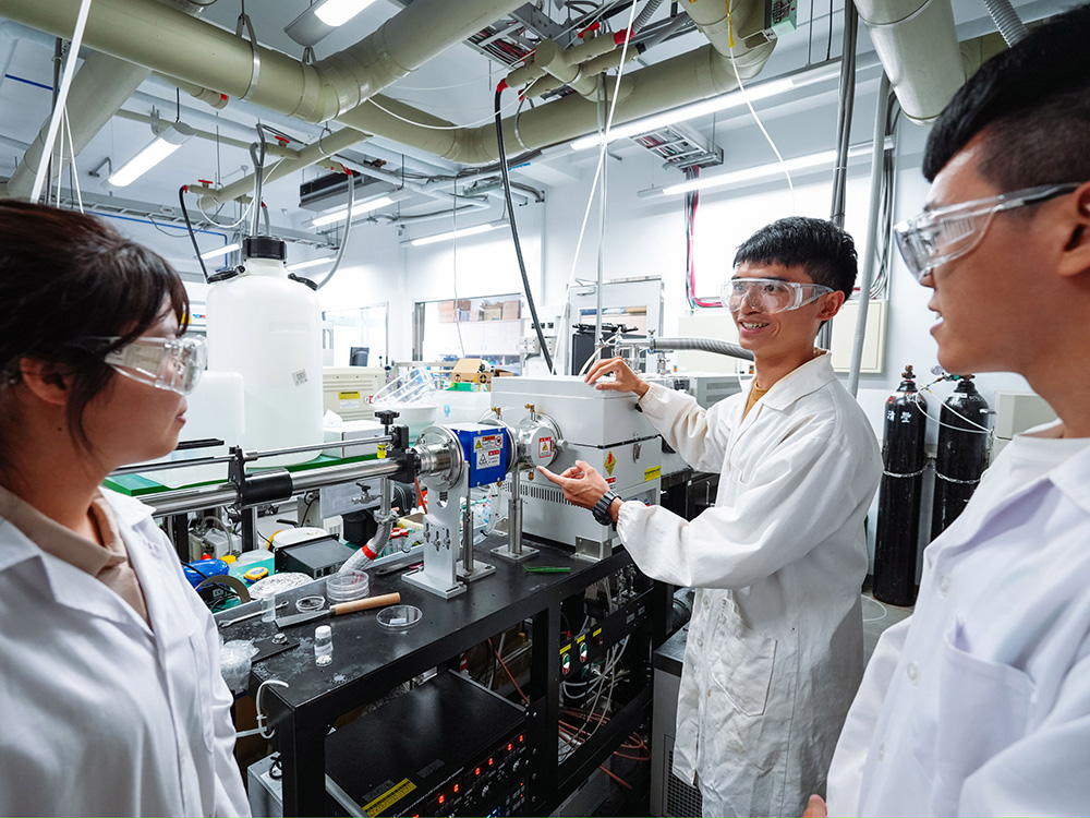 NTU Leads Taiwan by Ranking Top 100 in 2023 US Patent Rankings-封面圖